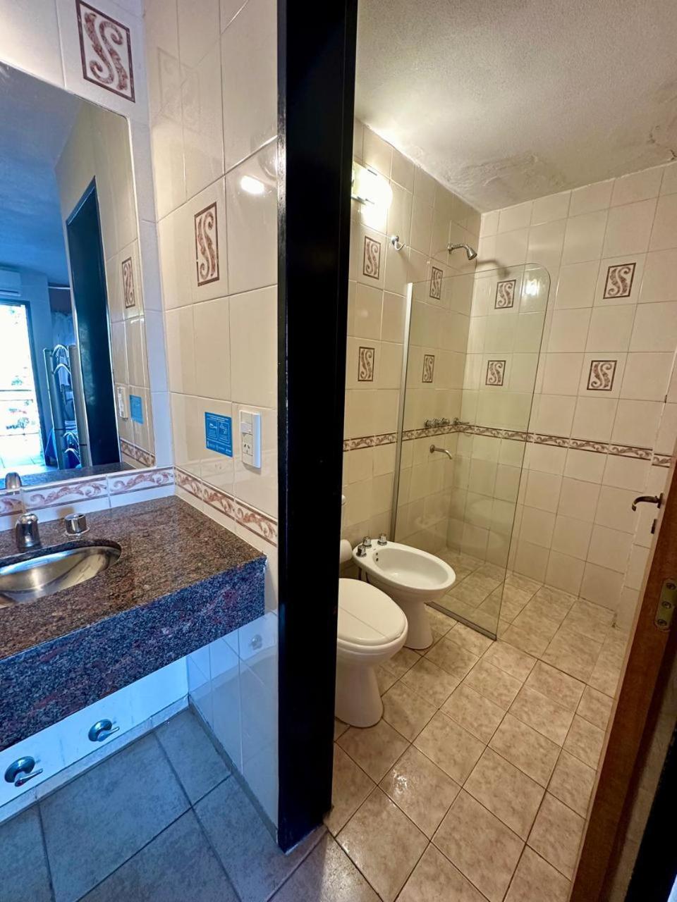 Hotel Carlos Paz Villa Carlos Paz Buitenkant foto
