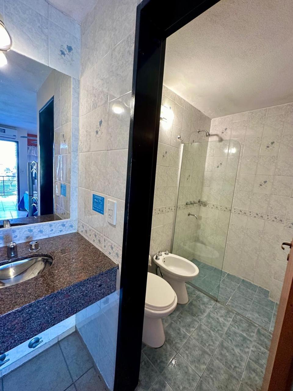 Hotel Carlos Paz Villa Carlos Paz Buitenkant foto