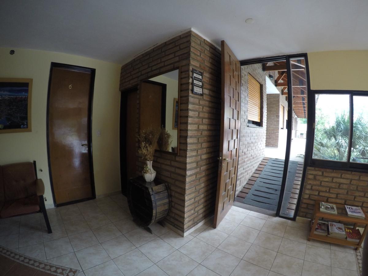 Hotel Carlos Paz Villa Carlos Paz Buitenkant foto