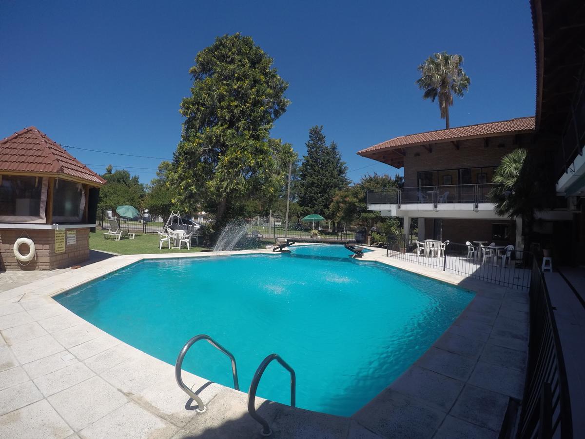 Hotel Carlos Paz Villa Carlos Paz Buitenkant foto