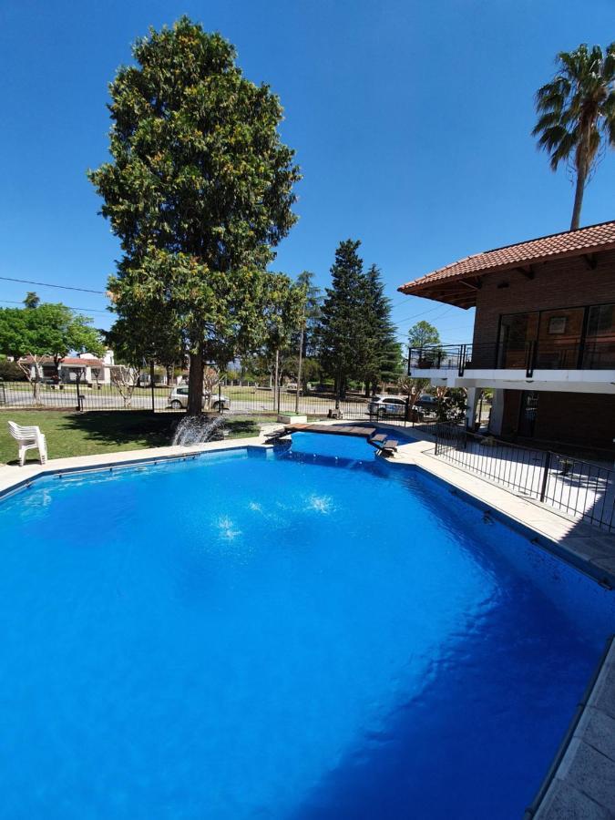 Hotel Carlos Paz Villa Carlos Paz Buitenkant foto