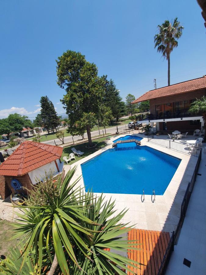 Hotel Carlos Paz Villa Carlos Paz Buitenkant foto