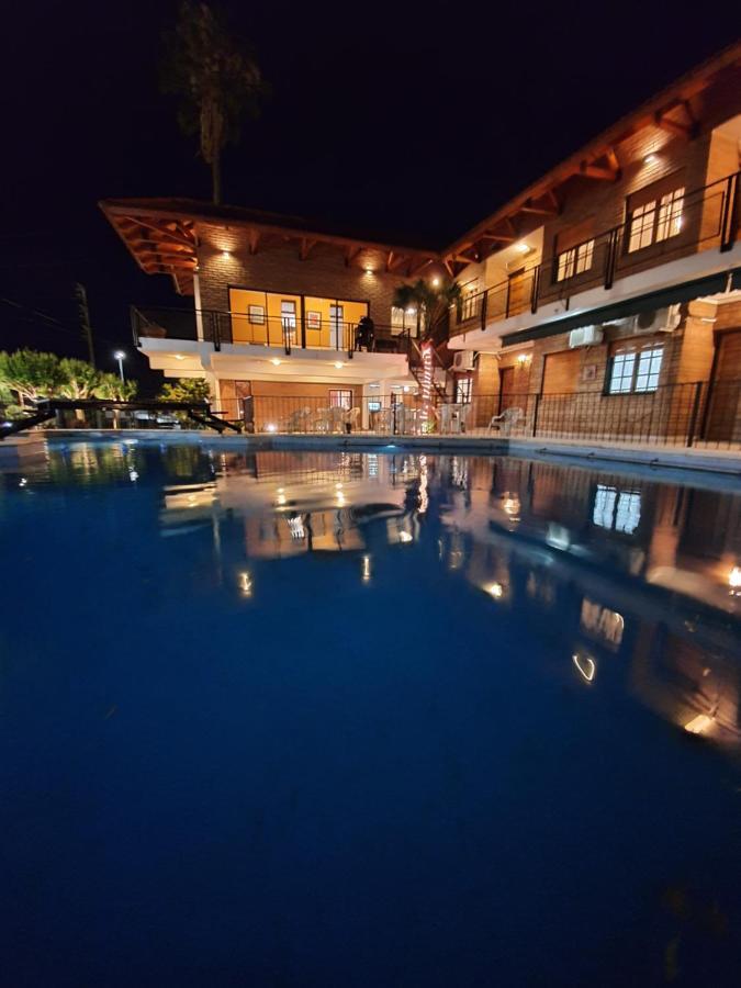 Hotel Carlos Paz Villa Carlos Paz Buitenkant foto