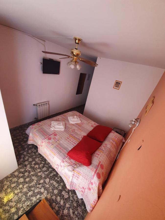 Hotel Carlos Paz Villa Carlos Paz Buitenkant foto